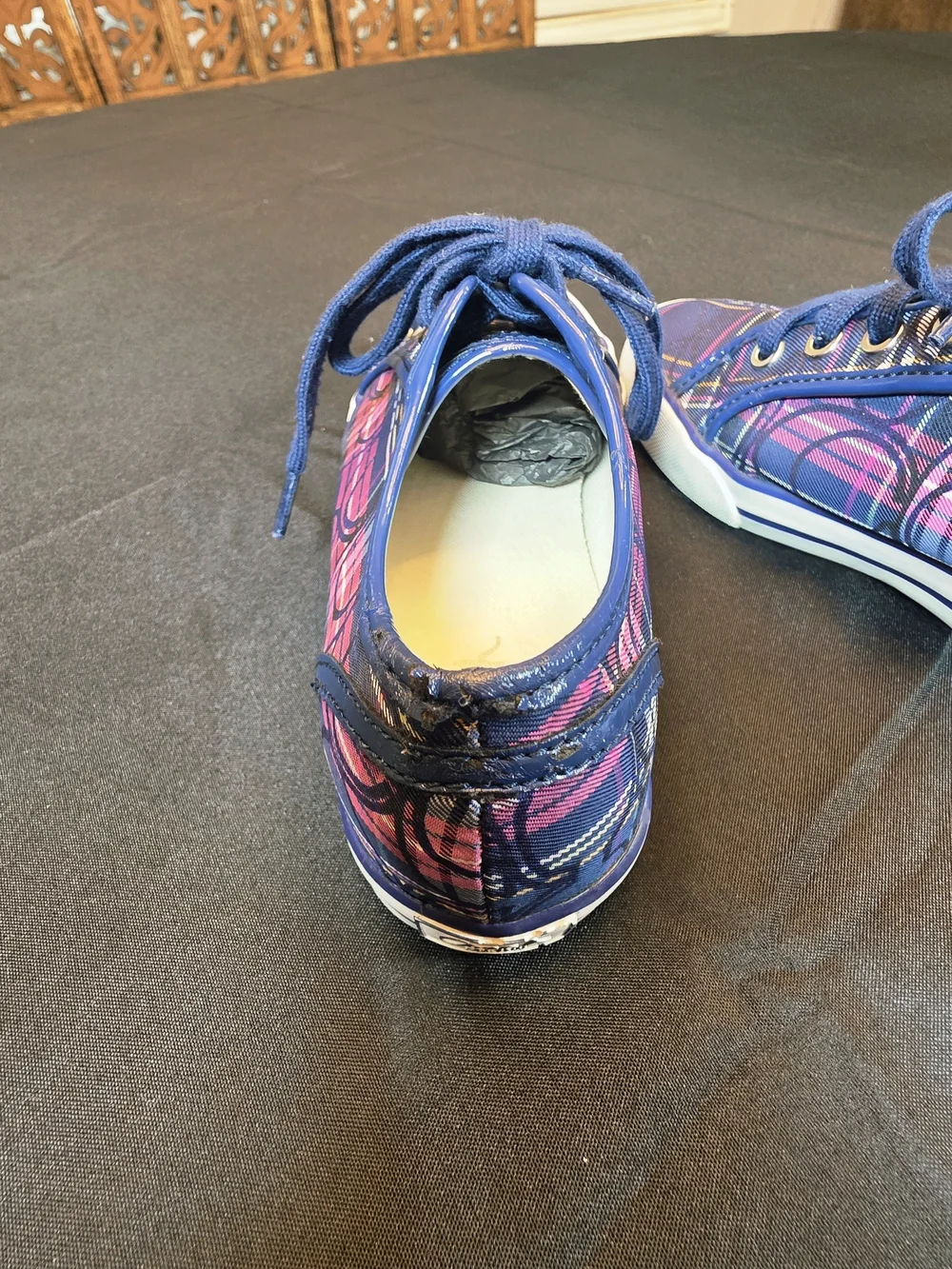 Coach Dee Signature Plaid low top sneaker. Style Q1653